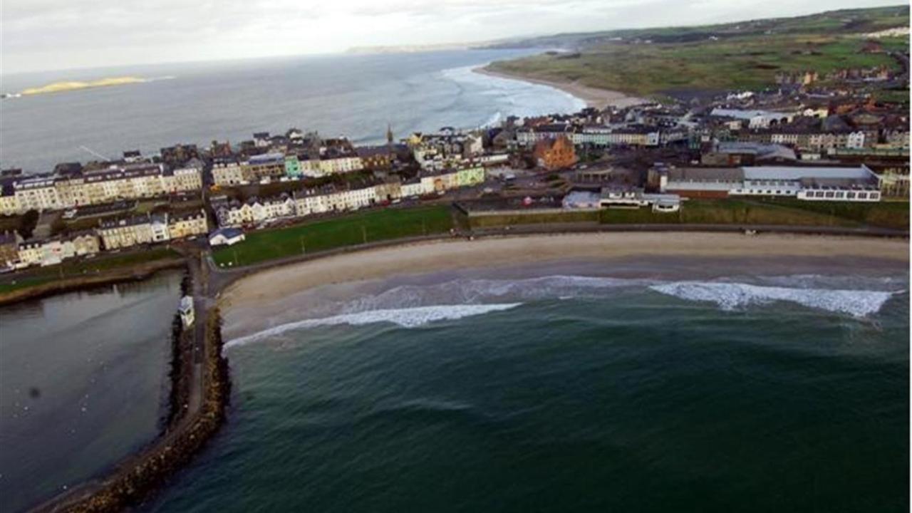5 Dunluce Park - Portrush By The Sea Διαμέρισμα Εξωτερικό φωτογραφία