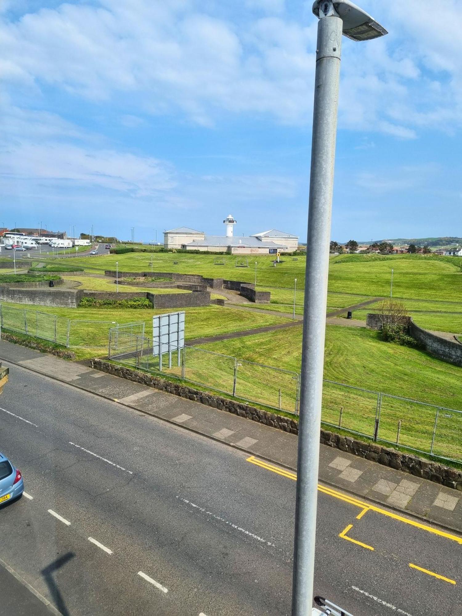 5 Dunluce Park - Portrush By The Sea Διαμέρισμα Εξωτερικό φωτογραφία